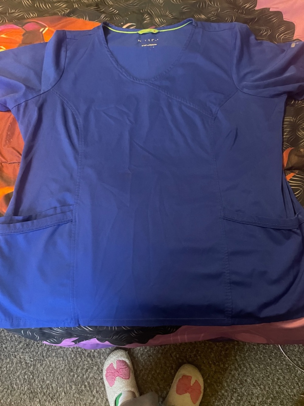 Thalian Navy and Black V-Neck Medical Scrub Top